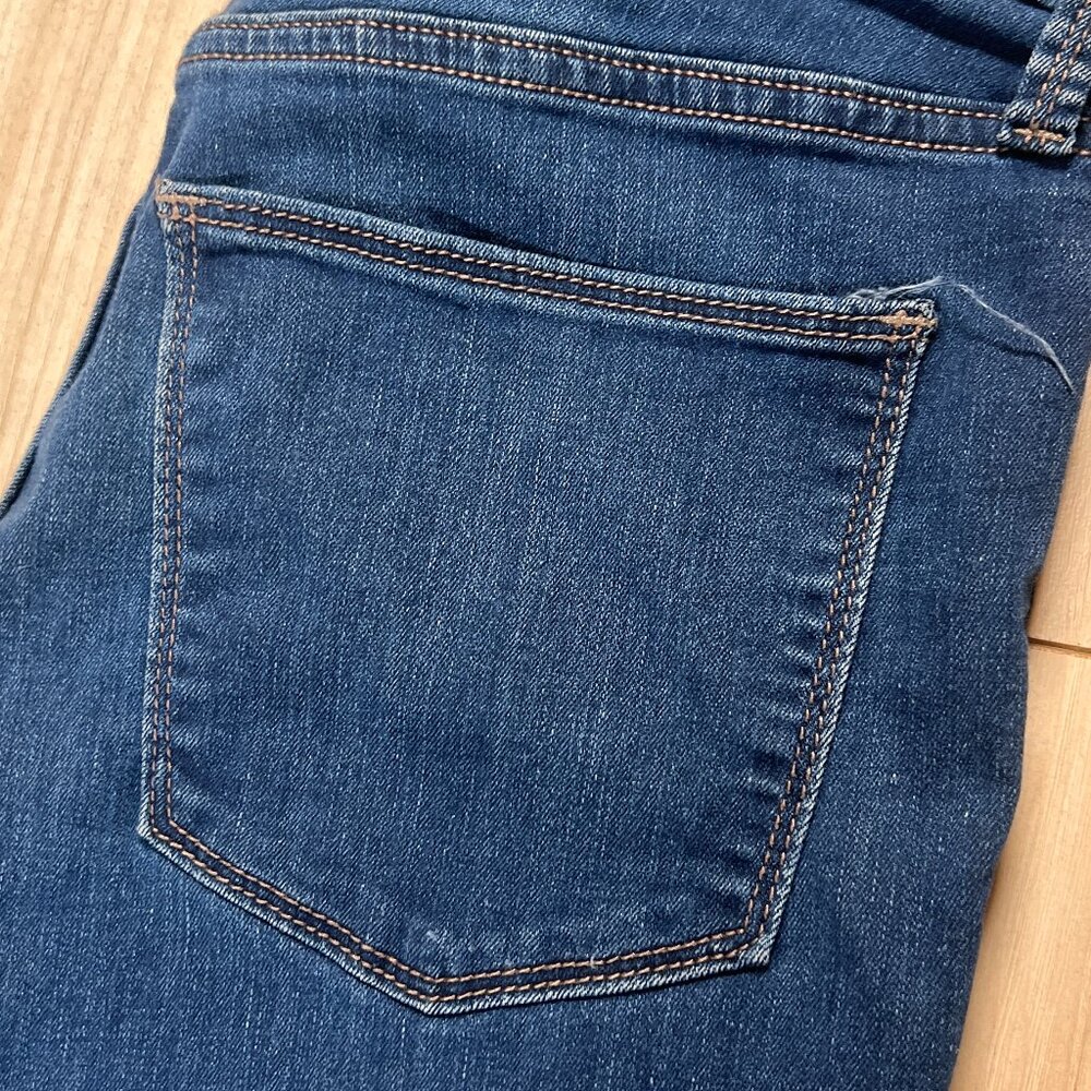 Size 6/28 R Universal Thread Jean - Picture 5 of 7